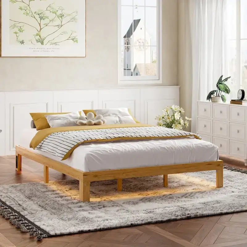 Holzbettgestell in Queen-Size mit Lattenrost