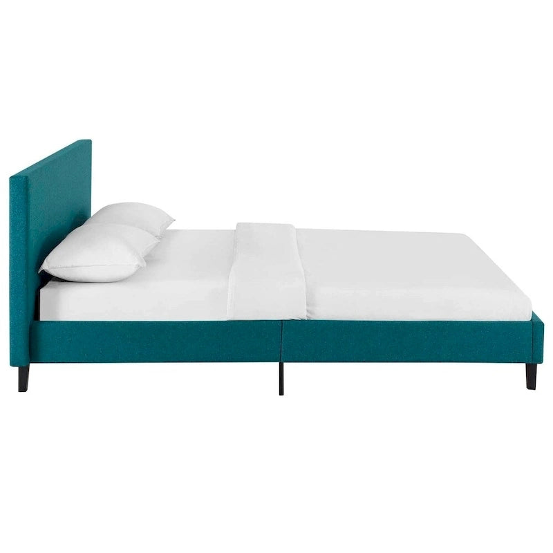 Κρεβάτι πλατφόρμας queen size με επενδεδυμένο κεφαλάρι και ξύλινο πλαίσιο