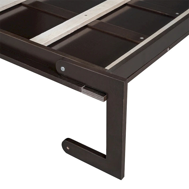 Murphybed aan de muur in queensize met kussen